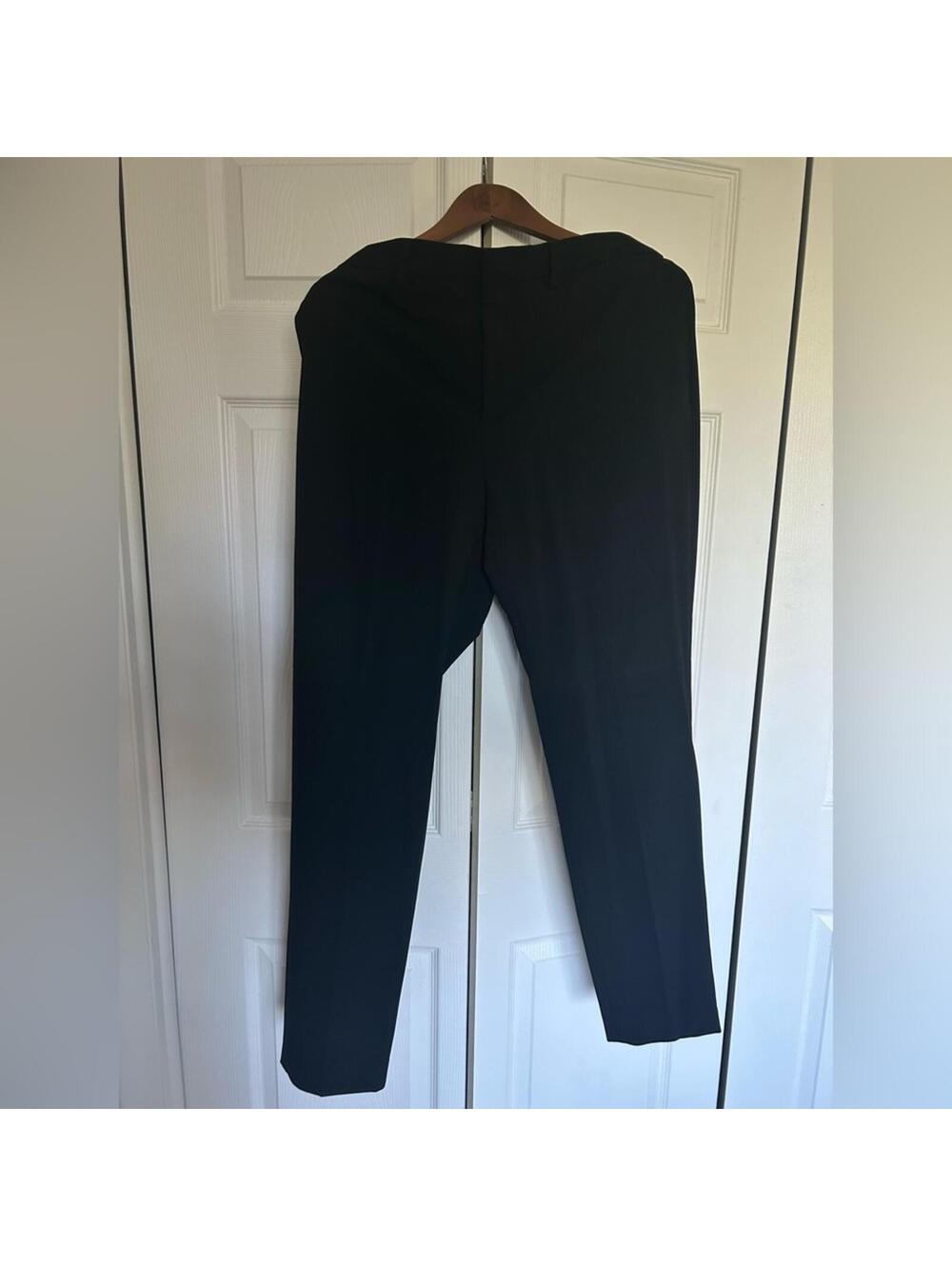 Men’s Black Suit Dress Pant - H&M - NWOT - 38R
